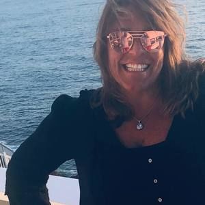 Meet your Posher, Diane